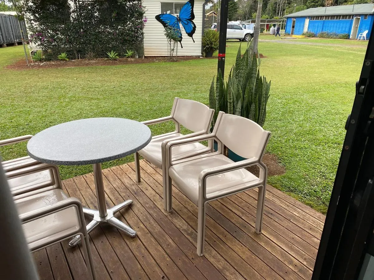 Tolga Caravan Park 0*,  Australia