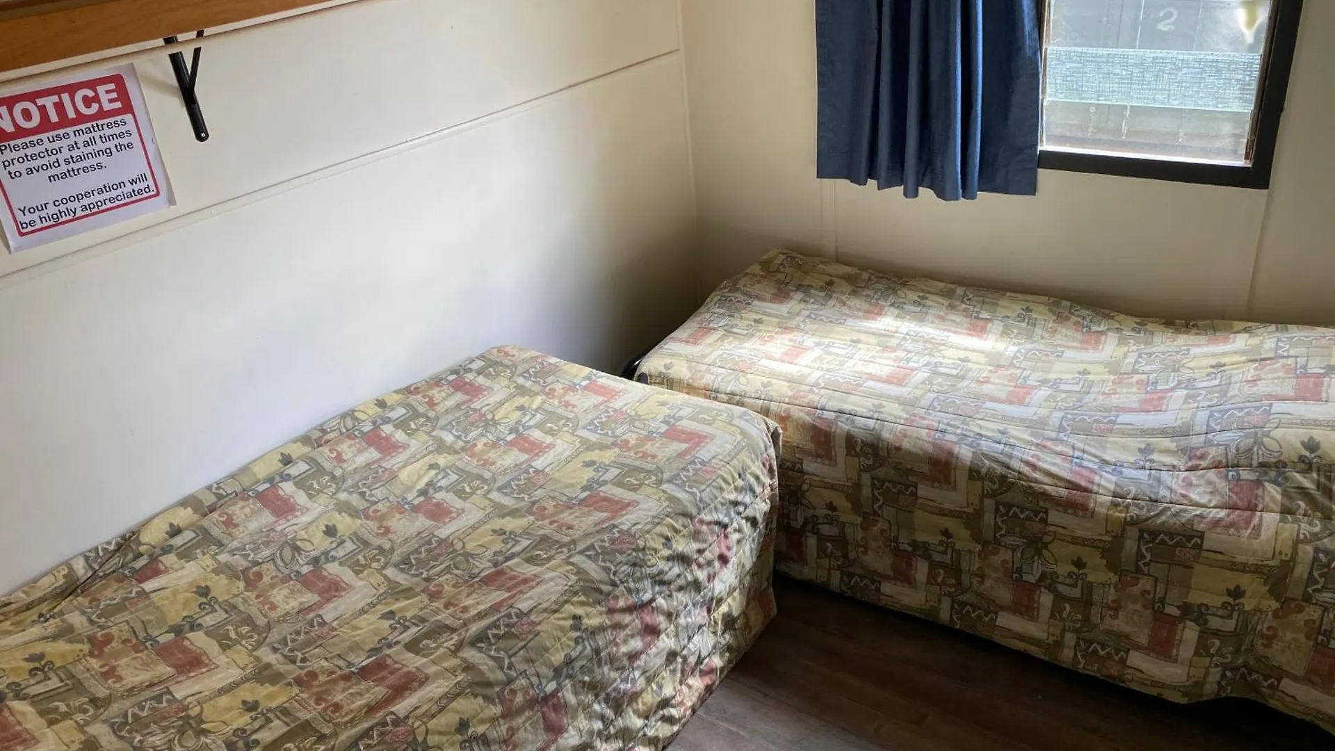 Tolga Caravan Park 0*,  Australia